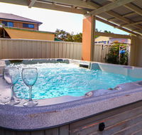 Interlude at Belmont - Darwin Holiday