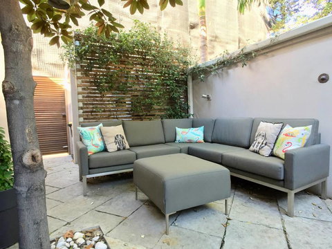 3 Storey Home Close Walk To Fox Studios SCG & City - Darwin Holiday 4