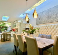 3 Storey Home Close Walk to Fox Studios SCG  City - Darwin Holiday