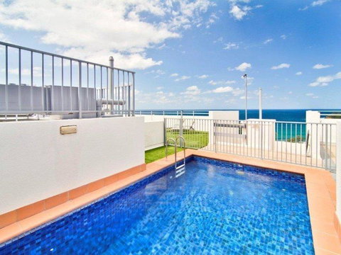 Relaxed Beachside Living - Darwin Holiday 16