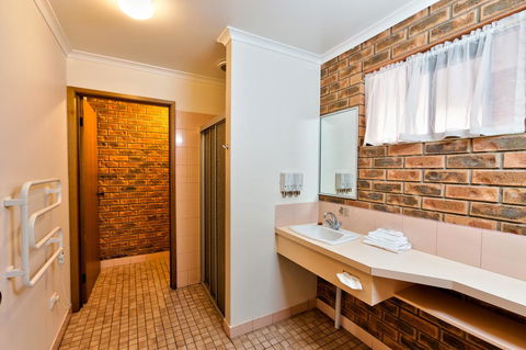 Hume Country Motor Inn - Darwin Holiday 35