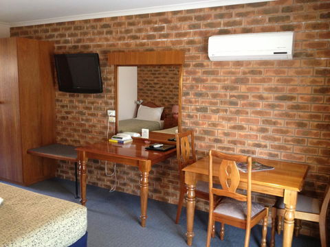 Hume Country Motor Inn - Darwin Holiday 19