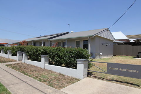 Tumut Apartments - Darwin Holiday 14