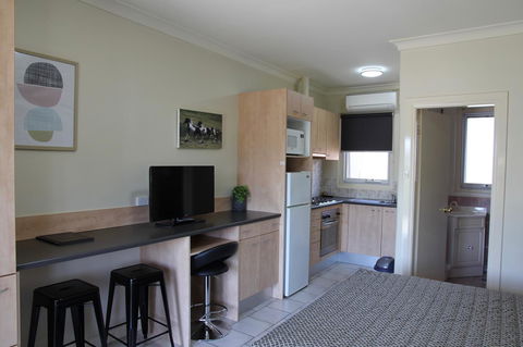Tumut Apartments - Darwin Holiday 8