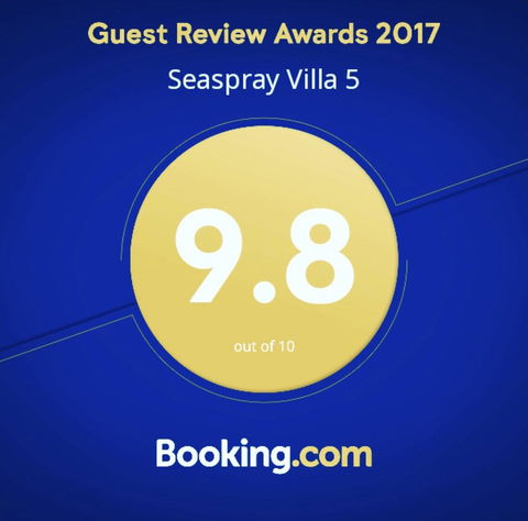 Seaspray Villa 5 - Darwin Holiday 1