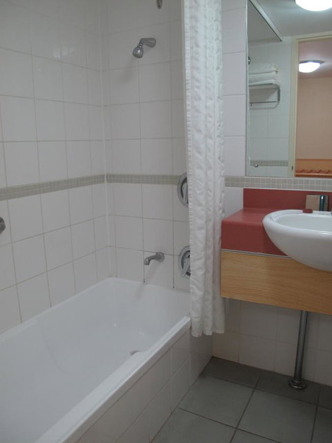 Crowne Plaza Alice Springs Lasseters, An IHG Hotel - Darwin Holiday 6