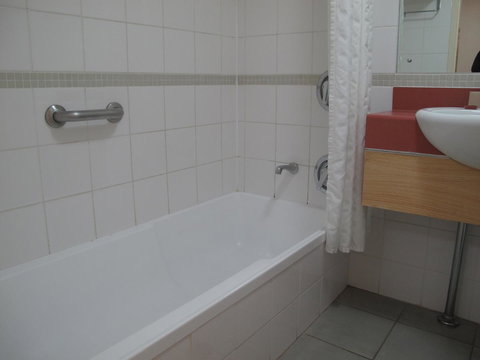 Crowne Plaza Alice Springs Lasseters, An IHG Hotel - Darwin Holiday 5