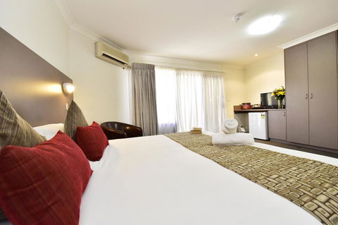 Diplomat Hotel Alice Springs - Darwin Holiday 30