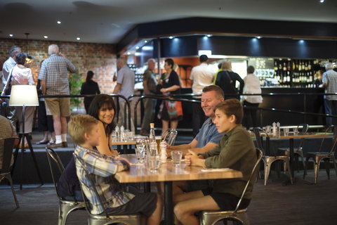 Mercure Kakadu Crocodile - Darwin Holiday 7