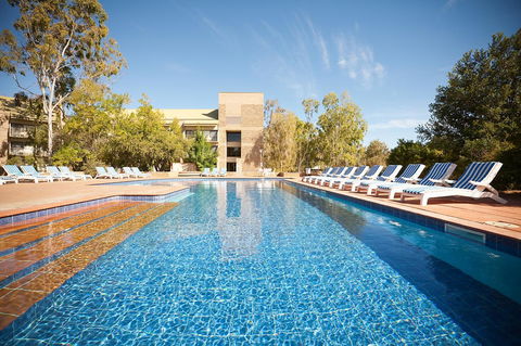 DoubleTree By Hilton Alice Springs - Darwin Holiday 6
