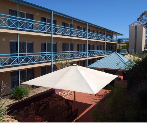 Stay At Alice Springs Hotel - Darwin Holiday 11