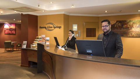 Stay At Alice Springs Hotel - Darwin Holiday 1