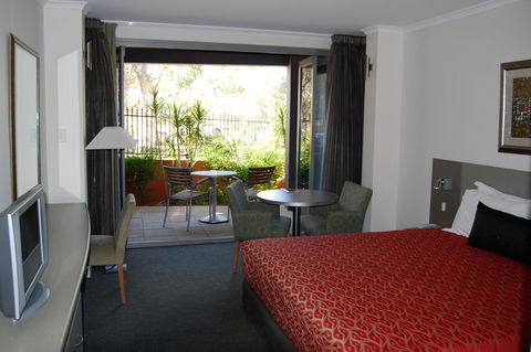 Stay At Alice Springs Hotel - Darwin Holiday 17