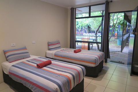 Jump Inn Alice Budget Accommodation - Darwin Holiday 3