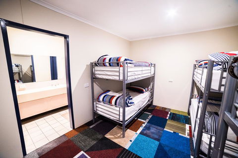 Jump Inn Alice Budget Accommodation - Darwin Holiday 40
