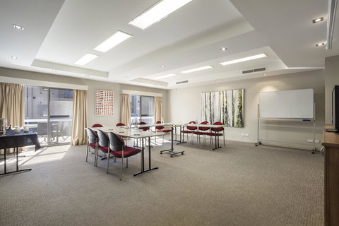 Quest Alice Springs - Darwin Holiday 5