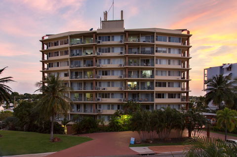 Cullen Bay Resorts - Darwin Holiday 12