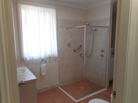 Beaches Serviced Apartments - Darwin Holiday 24