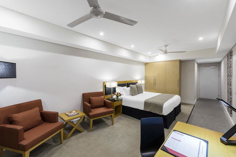 Oaks Darwin Elan Hotel - Darwin Holiday 11