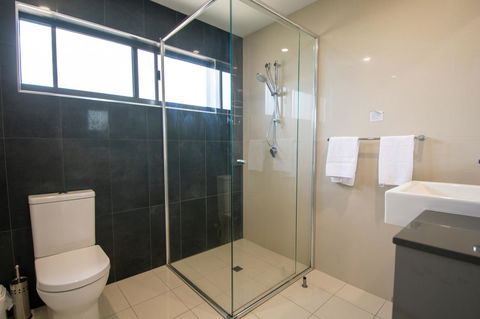 Magnum Serviced Apartments - Darwin Holiday 35