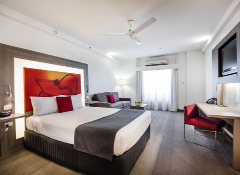 Novotel Darwin CBD - Darwin Holiday 12