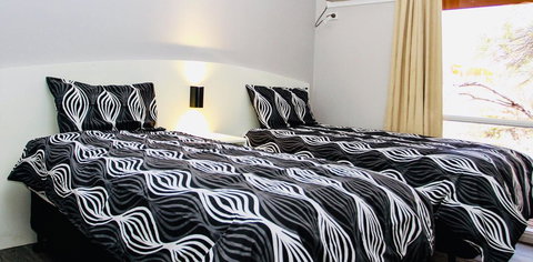 Erldunda Desert Oaks Resort - Darwin Holiday 2