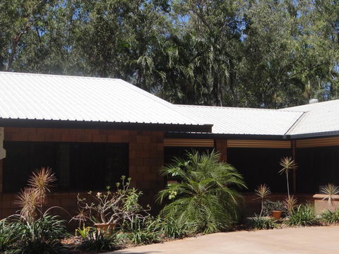 DARWIN'S SHADY ACRES RETREAT - Darwin Holiday 5