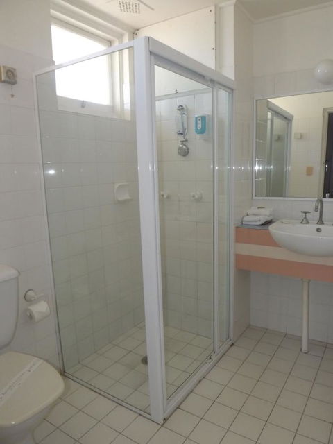 Golden Sands Motor Inn - Darwin Holiday 27