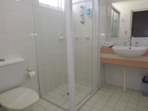 Golden Sands Motor Inn - Darwin Holiday 30