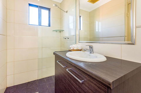 Quality Hotel Darwin Airport - Darwin Holiday 20