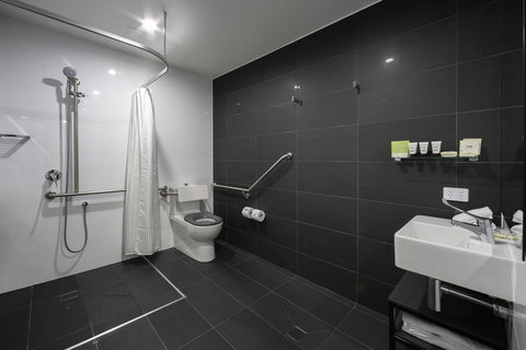 The Sebel Canberra Civic - Darwin Holiday 24