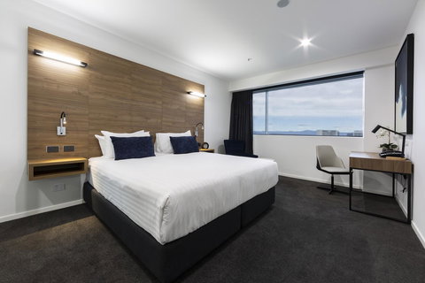 The Sebel Canberra Civic - Darwin Holiday 18