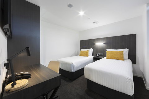 The Sebel Canberra Civic - Darwin Holiday 20