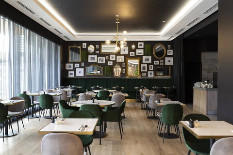 The Sebel Canberra Civic - Darwin Holiday 6