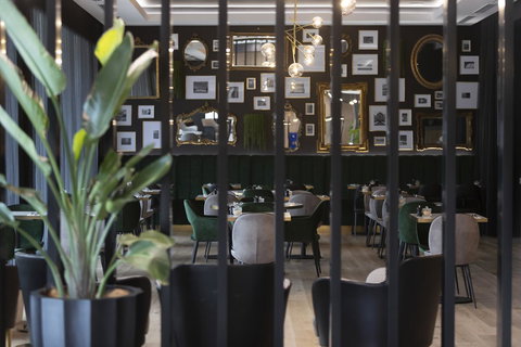 The Sebel Canberra Civic - Darwin Holiday 9