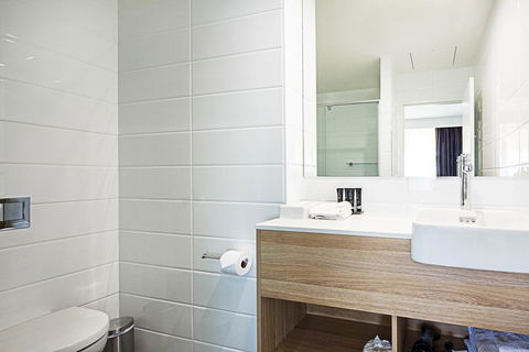 Mantra MacArthur Hotel - Darwin Holiday 17