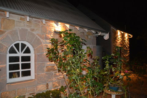 Garden Room - Darwin Holiday 9