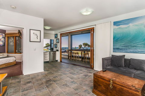Lennox Holiday Apartments - Darwin Holiday 40