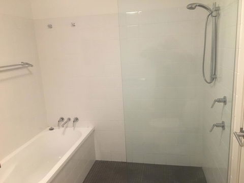 Lennox Holiday Apartments - Darwin Holiday 29
