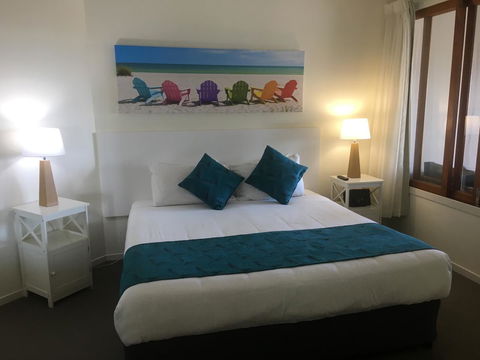 Lennox Holiday Apartments - Darwin Holiday 19