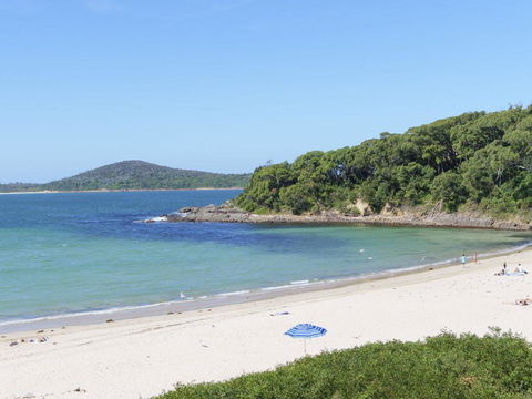 Bombora @ Fingal Bay - Darwin Holiday 2