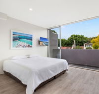 Bondi Beach Studio King Suite  Balcony - Darwin Holiday