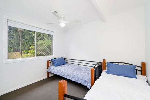 BONNY BEACH HOUSE - Holiday Accomodation With Pool - Darwin Holiday 3