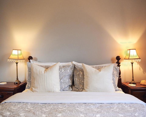 Boscobel Of Tasmania - Darwin Holiday 1