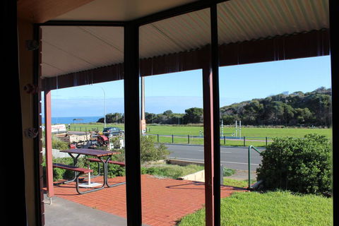 Bott's Beach Retreat - Darwin Holiday 0