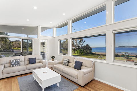 Boulder Bay Rd 1/2 - Fingal Bay - Darwin Holiday 2