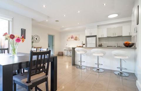 Boutique Stays - Mentone Abode - Darwin Holiday 2