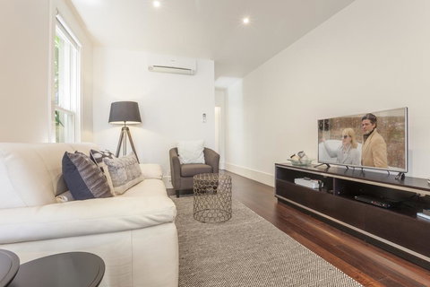 Boutique Stays - South Yarra Lane - Darwin Holiday 1