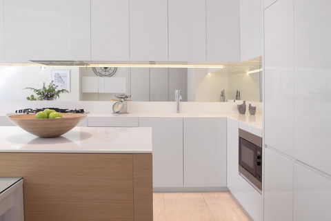 Boutique Stays - The Residence, Brighton Luxury Apartment - Darwin Holiday 3