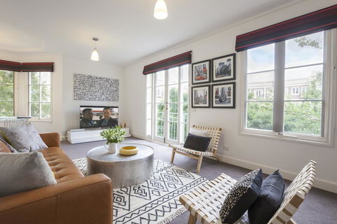 Boutique Stays - Wellington Mews, Apartment In East Melbourne - Darwin Holiday 1